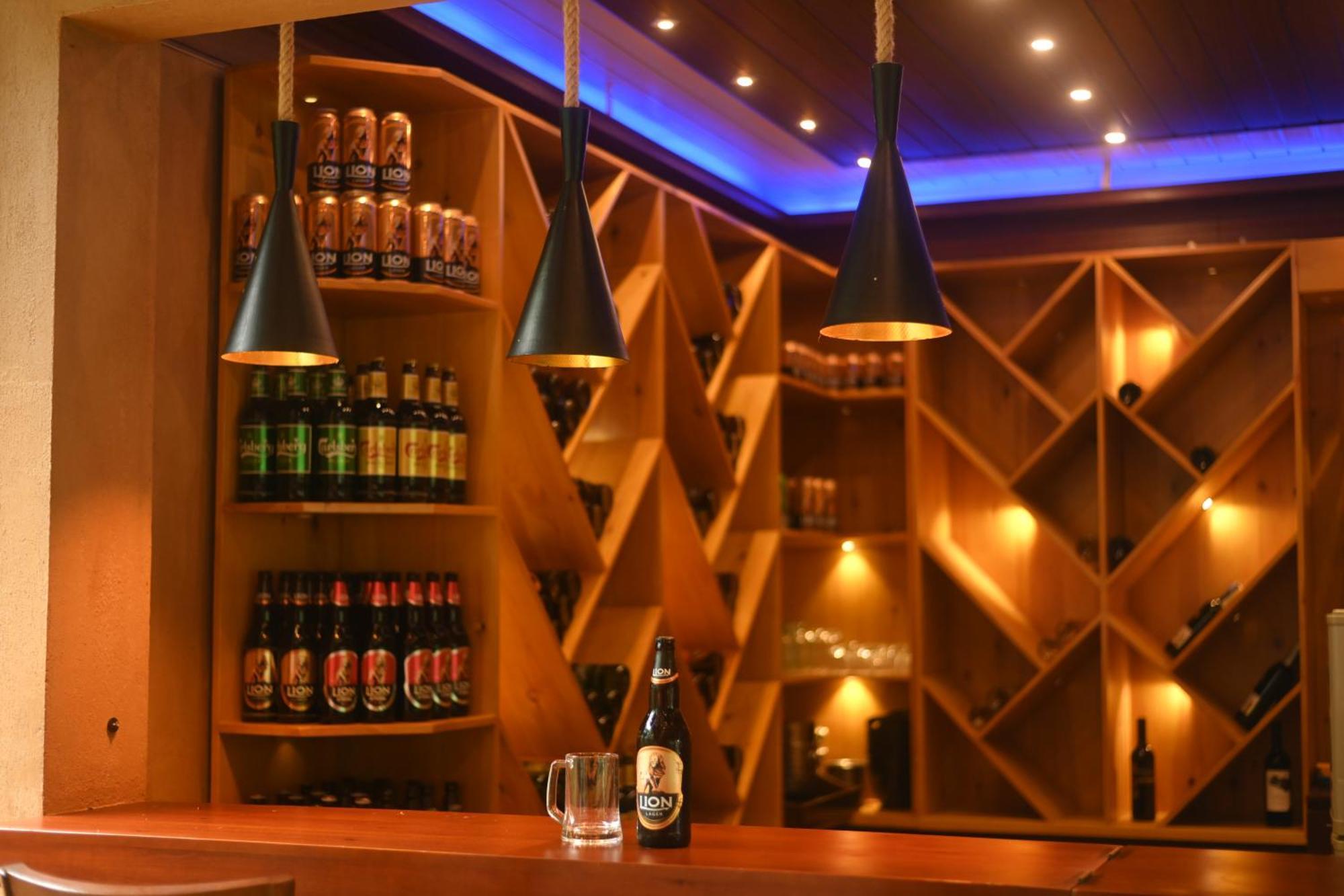 Agbo Hotel Polonnaruva Kültér fotó