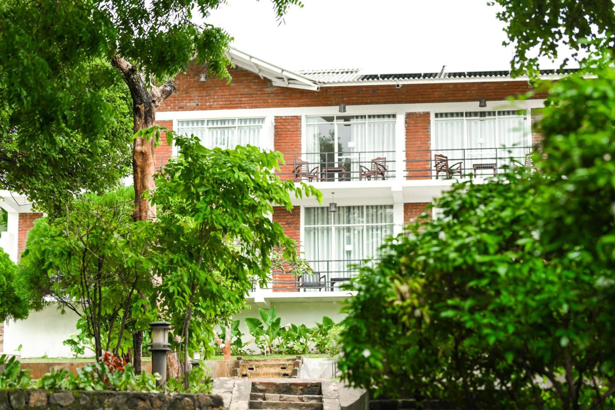 Agbo Hotel Polonnaruva Kültér fotó